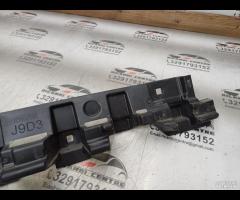 SUPPORTO CENTRALE PARAURTI POSTERIORE JAGUAR I-PAC - 16