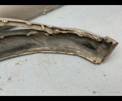 PARAURTI ANTERIORE ORIGINALE COPERTURA INFERIORE H - 19