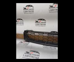 GRIGLIA PARAURTI ANTERIORE INFERIORE 2012 VOLVO C3