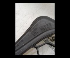 GRIGLIA PARAURTI ANTERIORE INFERIORE 2012 VOLVO C3 - 24