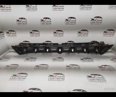 SUPPORTO STAFFA CENTRALE PARAURTI ANTERIORE JAGUAR