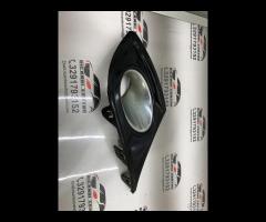 MASCHERINA FENDINEBBIA PARAURTI ANTERIORE DESTRA D