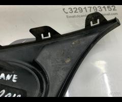 MASCHERINA FENDINEBBIA PARAURTI ANTERIORE DESTRA D - 15