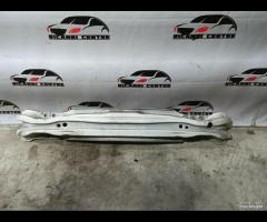 TRAVERSA PARAURTI POSTERIORE  VOLVO V40 2013 31299