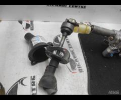 PIANTONE DELLO STERZO HONDA LEGEND 2000 53200SZ300