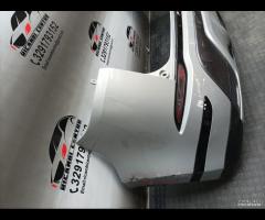 PARAURTI POSTERIORE CON SENSORI DI PARCHEGGIO RANG