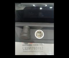 CONSOLE CENTRALE POSTERIORE GRIGLIA VENTILAZIONE B - 9