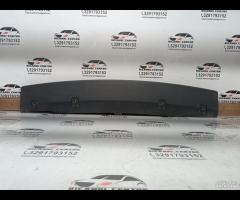 FINITURA INFERIORE PARAURTI ANTERIORE LAND ROVER D - 6