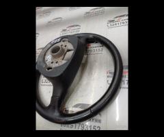 VOLANTE MULTIFUNZIONE IN PELLE NERO/ALLUMINIO VW E - 22