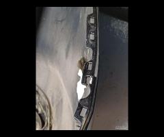 PARAURTI POSTERIORE CON SENSORI DI PARCHEGGIO JAGU - 23