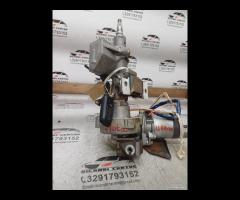 PIANTONE STERZO/BLOCCHETTO ACCENSIONE+CHIAVE 2011 - 23