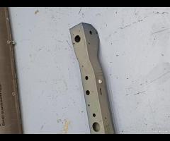 TRAVERSA PARAURTI ANTERIORE NISSAN LEAF 2022 F2530