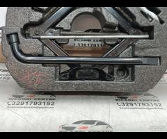 KIT EMERGENZA ATTREZZI SOLLEVATORE RUOTA JAGUAR XF - 7