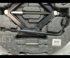 KIT EMERGENZA ATTREZZI SOLLEVATORE RUOTA KIA CEED - 7