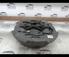 KIT EMERGENZA ATTREZZI SOLLEVATORE RUOTA KIA CEED - 11