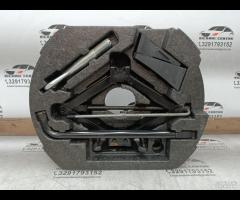 KIT EMERGENZA ATTREZZI SOLLEVATORE RUOTA JAGUAR XF