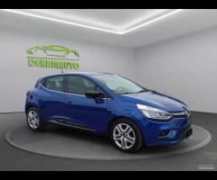 Renault Clio TCe 12V 90 CV GPL 5 porte Moschino In - 8