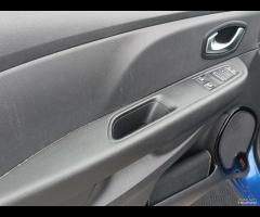 Renault Clio TCe 12V 90 CV GPL 5 porte Moschino In - 10