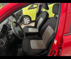 Hyundai i10 1.1 12V BlueDrive GPL Style 2009 - 8
