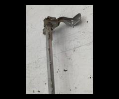 RINFORZO TRAVERSA PARAURTI SUPPORTO ANTERIORE MERC - 9