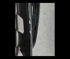 GRIGLIA PARAURTI FENDINEBBIA ANTERIORE DESTRA 2015 - 6