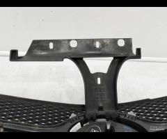 GRIGLIA PARAURTI ANTERIORE RADIATORE MERCEDES C207 - 17
