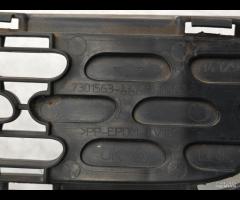 GRIGLIA PARAURTI ANTERIORE GRIGLIA RADIATORE MINI - 22