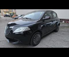 Lancia Ypsilon 1.2 69 CV 5 porte S&S Platinum