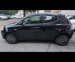 Lancia Ypsilon 1.2 69 CV 5 porte S&S Platinum - 25