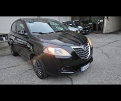 Lancia Ypsilon 1.2 69 CV 5 porte S&S Platinum - 26