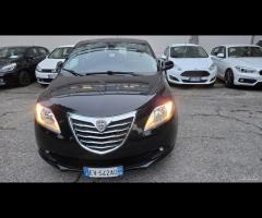 Lancia Ypsilon 1.2 69 CV 5 porte S&S Platinum - 28