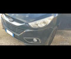 Ricambi Hyundai IX 35 2.0 D del 2012 - 16