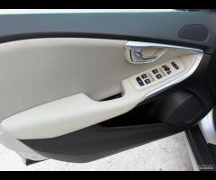 Volvo V40 Cross Country D2 GARANZIA R-DESIGN SPORT - 14