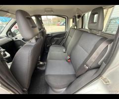 Fiat Panda 1.3 MJT 16V 75 cv 4x4 - 16