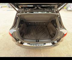 Mercedes-benz GLA 200 d Automatic Premium - 24