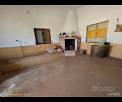 MARTINA FRANCA- Trulli con lamia e deposito - 26