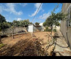 Villa con garage e trulletto - 9