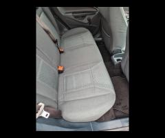 Ford Fiesta 1.6 TDCi 90CV DPF Titanium neopatentat - 20
