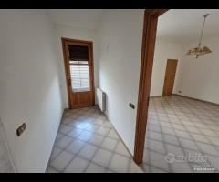 Castelvetrano appartamento con girdino + garage - 18