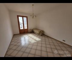 Castelvetrano appartamento con girdino + garage - 24