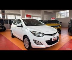 Hyundai i20 1.1 CRDi 5p. Classic - 14