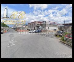 Capannoni commerciale in costruzione a Napoli