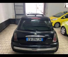 Mini 1.4 tdi One D cooper 2005