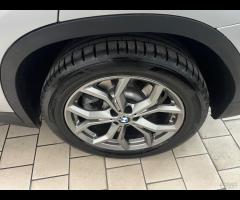 Bmw X3 xDrive20d Luxury full - 23