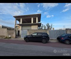 Castelvetrano struttura su 2 livelli da rifinire