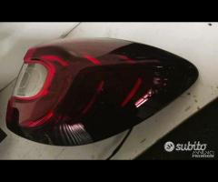 Fanale posteriore led renault captur 2015 2019