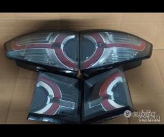 Fanale posteriore dx land rover discovery sport 18