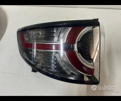 Fanale posteriore sx land rover discovery sport 18