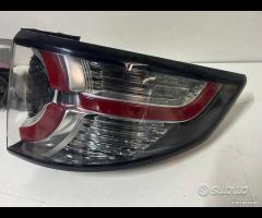 Fanale posteriore sx land rover discovery sport 18