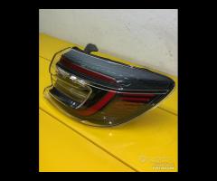 Fanale posteriore led dx sx renault clio 5 2025